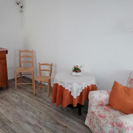 Mives Vendeghaz Hotel Pogany ภายนอก รูปภาพ
